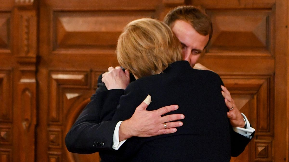 Macron se rozloučil s Merkelovou